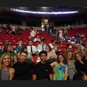 Meet your Posher, Lori